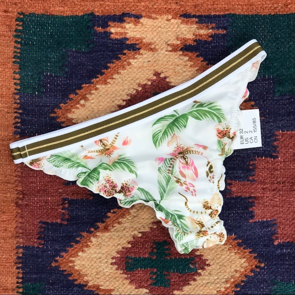 • H&M • tropical print bikini bottoms - Picture 3 of 5